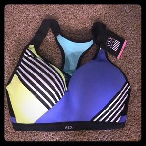 NWT Victoria Secret VSX Sports-bra - Size 32DDD